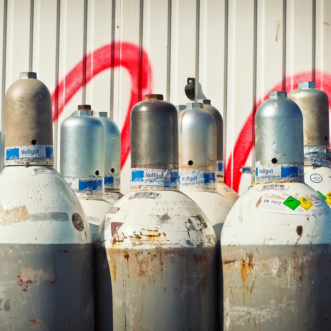 Gaz płynny w Twoim domu: Właściwości, instalacja i korzyści